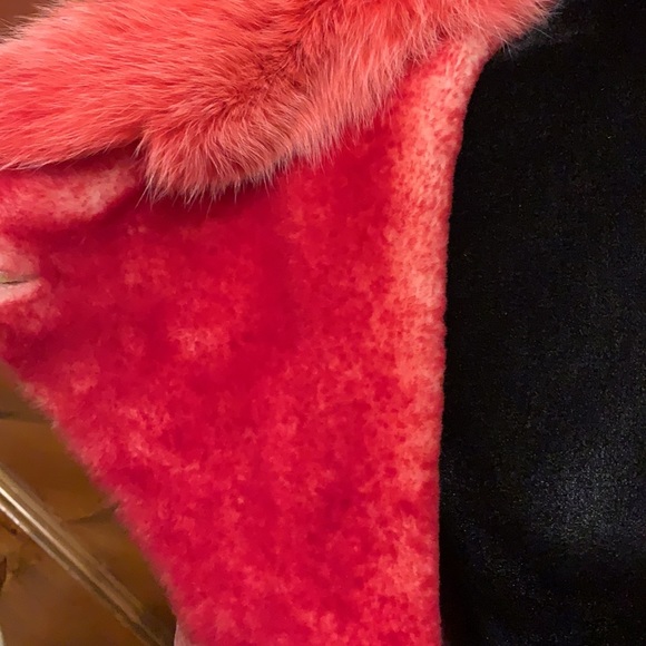 - Leather and Fur Jacket- - Picture 11 of 11